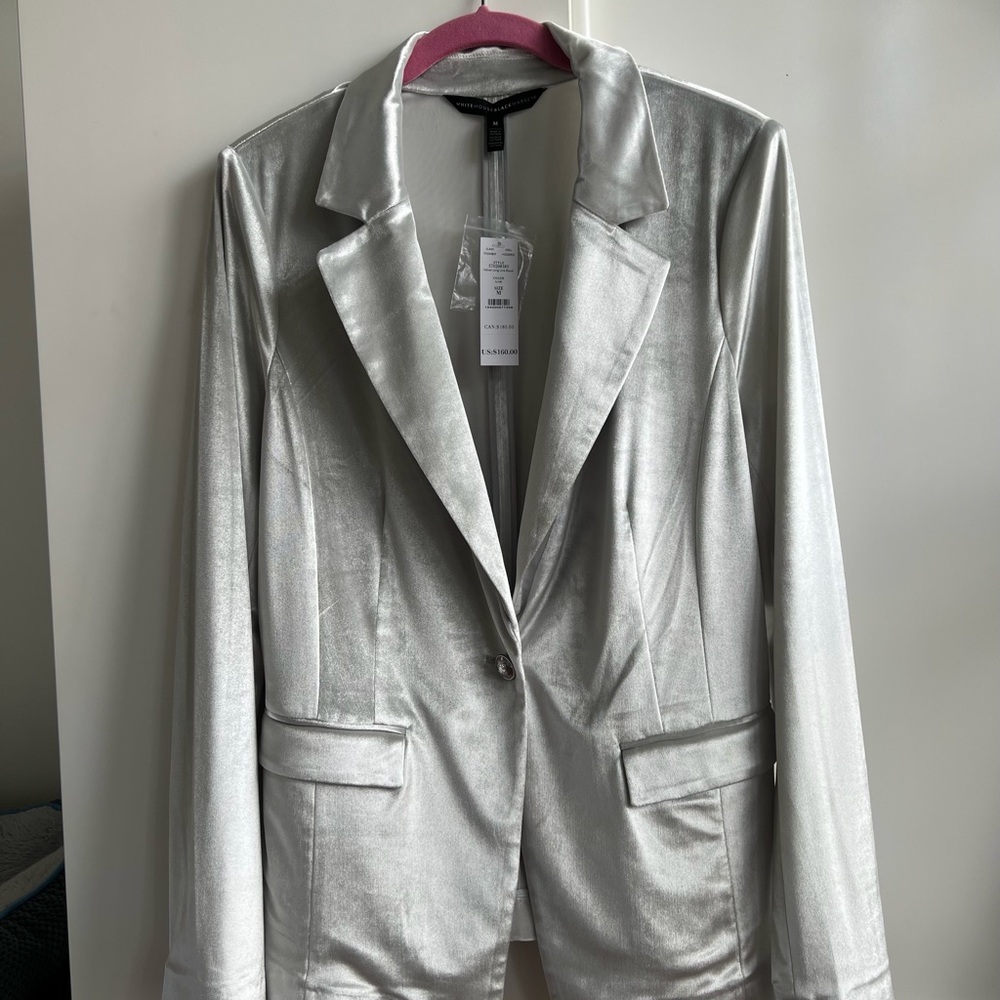 White House Black Market NWT Velvet Long Line Blazer